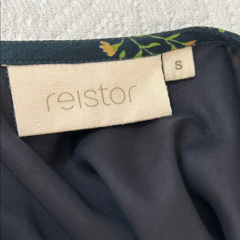 Reistor Gathered Knee length Floral dress size S - Picture 8 of 9
